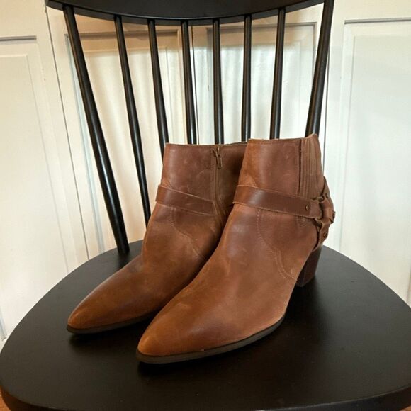 Bella Vita Bronx western buckle leather ankle boots 12 - Picture 4 of 12